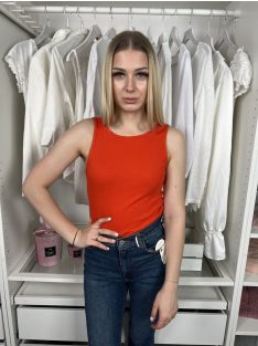    New Look (S) Vérnarancs Anyagában Bordázott Kerek Nyakú, Rugalmas Body