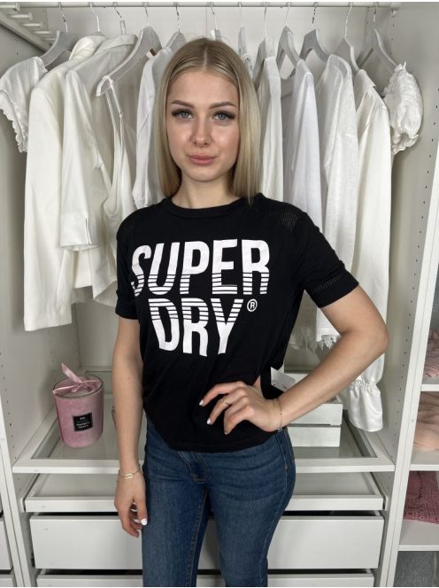  SuperDry (XS) Fekete Elől Feliratos, 57% Pamut Alapanyagú Kerek Nyakú Felső