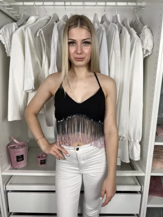   Boohoo (XS) Fekete Hátul Nyakban Megkötős Elől Rojtos és Flitteres Felső