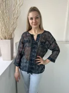 ÚJ Vero Moda (M) Sötétkék Színes Mintás, Enyhén Áttetsző Díszzsebes, V Kivágású Felső