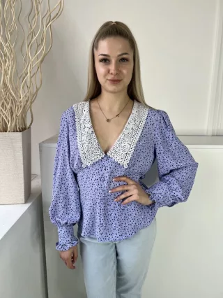   River Island (M) Kékeslila Apró Mintás, Felül Horgoltmintás Elől Díszgombos, Hátul Gumisderekú Felső