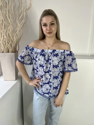   Karen Millen (M) Fehér Kék Mintás, Ejtett Gumis Vállú Hímzett Szegélyes Felső