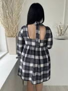 Asos (M) Fekete-Szürke-Fehér Kockás, Anyagában Mintás, Ujjvégén Megköthető, Hátul Nyakban Megkötős Ruha