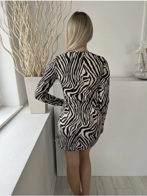 Pink Vanilla (M) Világosbarna Fekete Tigriscsíkos, Anyagában Bordázott Mellnél Kivágott, Kerek Nyakú Ruha