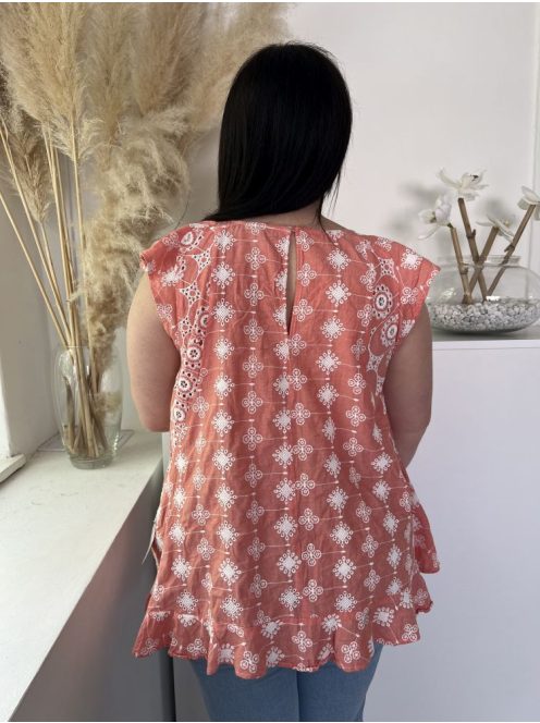 River Island (L) Tüdőszínű Fehér Horgoltmintás, Hátul Nyakban Gombos 100% Pamut, Fodros Szegélyű Felső