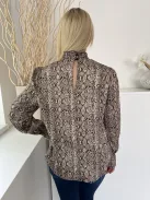 Rant&Rave (M) Barna Kígyóbőrmintás, Nyakban Darázsolt Hátul Gombos, Tölcséres Ujjvégű Felső