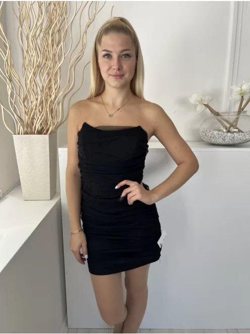 Pretty Little Thing (M) Fekete Oldalt Húzott Hátul Cipzáros, Bélelt Ruha