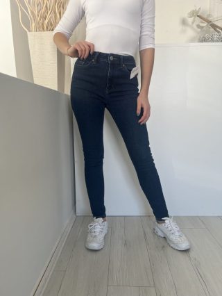   M&S (S) Sötétkék Elől Gombos, Zsebes Szűkített Szárú, Farmer Nadrág