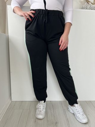    (L) Fekete Oldalt Zöld Csíkos, Derékban Összehúzható Megkötős, Melegítő Nadrág