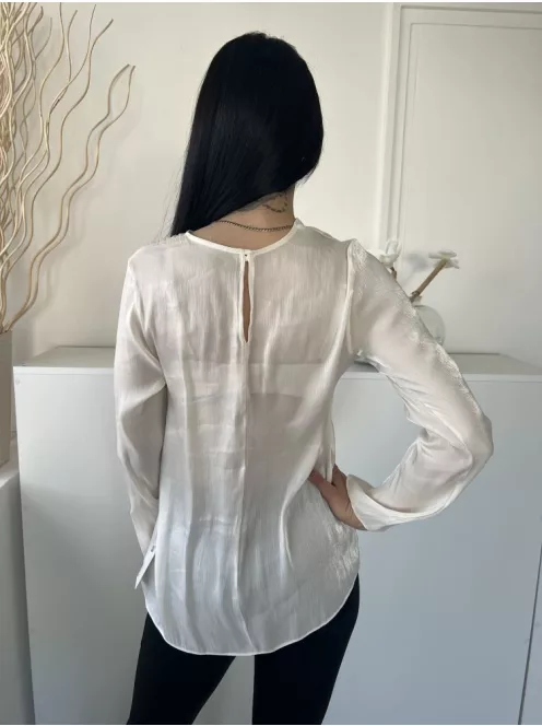  (S) Krémszínű Hátul Nyakban Gombos Enyhén Áttetsző, Fényes Anyagú Felső