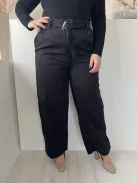 F&F (L) Fekete Elől Gombos, Öves Oldalt Zsebes, Bőszárú Nadrág