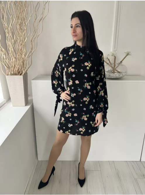 By Very (M) Fekete Színes Virágos, Hátul Cipzáros Ujjvégén Megköthető Ruha