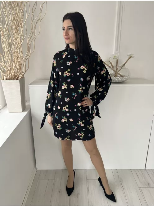 By Very (M) Fekete Színes Virágos, Hátul Cipzáros Ujjvégén Megköthető Ruha