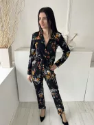  (M) Fekete Színes Virágos, Mellnél Átlapolt Gumisderekú, Galléros Overál