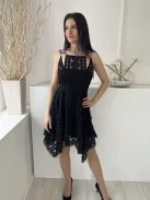 Free People (XS) Fekete Anyagában Csipkés, Bélelt, Hátul Cipzáros Hátul Nyitott, Pántos, Aszimmetrikus Aljú Ruha