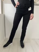 Levis (S) Fekete Elől Gombos, Zsebes Szűkített Szárú, Farmer Nadrág