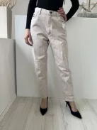  (M) Drapp Elől Gombos, Övtartós Egyenesszárú, Farmer Nadrág