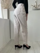  (M) Drapp Elől Gombos, Övtartós Egyenesszárú, Farmer Nadrág