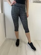 Under Armour (M) Fekete Fehér Csíkos, Gumisderekú Rugalmas Anyagú, Térd Nadrág