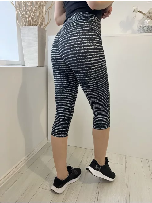 Under Armour (M) Fekete Fehér Csíkos, Gumisderekú Rugalmas Anyagú, Térd Nadrág