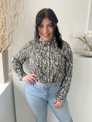   M&S (M) Szürkészöld Fehér Mintás, Elől Végig Gombos Galléros, Ujjvégén Gombos Felső