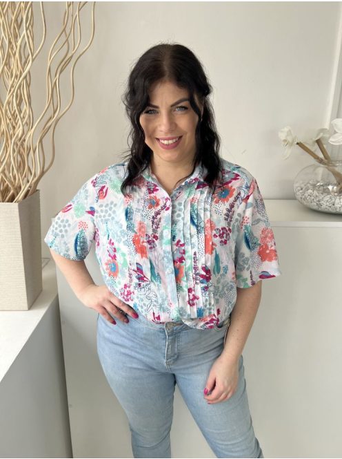 Honor Millburn (XL) Fehér-Világoskék Színes Mintás, Elől Végig Gombos Mellnél Díszhajtásos, Galléros Felső