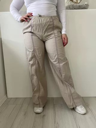   ZARA (M) Drapp Derékban Összehúzható, Díszvarrásos Zsebes, Bőszárú, 100% Pamut Nadrág