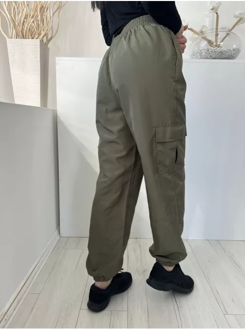 Vero Moda (M) Khaki Derékban Darázsolt, Odalt Zsebes Gumírozott Aljú Nadrág