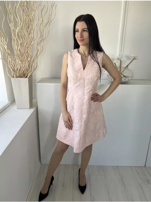 Coast (M) Világos Rózsaszín Anyagában Mintás, Hátul Cipzáros Bélelt, V Kivágású Ruha