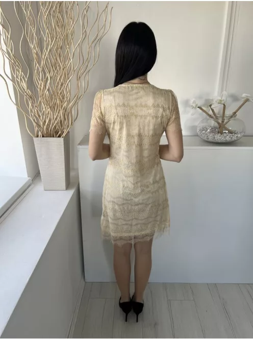 Pussycat (M) Aranysárga Anyagában Csipkés, Bélelt Fémszálas, Buggyos Vállú Ruha