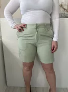  (L) Menta Elől Kapcsos, Övtartós Zsebes Rövidnadrág