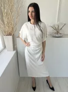 ZARA (M) Krémszínű Hátul Cipzáros, Oldalt Ráncolt Hátul Sliccelt, Denevér Ujjú Ruha