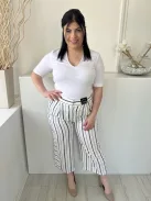 ÚJ F&F (L) Fehér Fekete Csíkos, Elől Kapcsos Zsebes, Bőszárú Nadrág