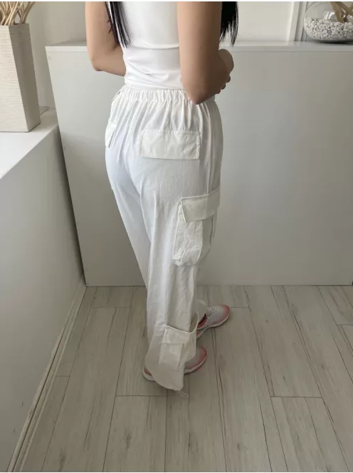 Shein (S) Fehér Derékban Összehúzható, Oldalt Zsebes Enyhén Áttetsző Nadrág
