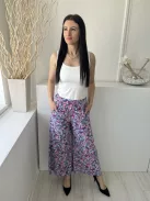 French Connection (XS) Kék Pink-Fehér Virágos, Gumisderekú Zsebes, Bőszárú Nadrág