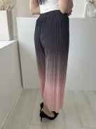  (S) Sötétlila-Rózsaszín Gumisderekú, Pliszírozott Bőszárú Nadrág