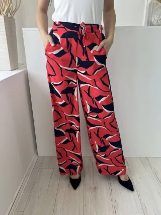   M&S (S) Piros Sötétkék-Fehér Mintás, Derékban Összehúzható Megkötős, Zsebes, Bőszárú Nadrág