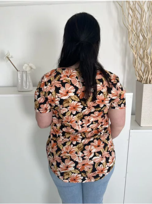 Nutmeg (L) Fekete Virágos, Kerek Nyakú 50% Pamut Alapanyagú Felső