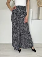 Shein (M) Fekete Apró Fehér Virágos, Derékban Darázsolt Bőszárú Nadrág