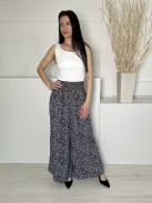 Shein (M) Fekete Apró Fehér Virágos, Derékban Darázsolt Bőszárú Nadrág