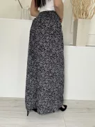 Shein (M) Fekete Apró Fehér Virágos, Derékban Darázsolt Bőszárú Nadrág