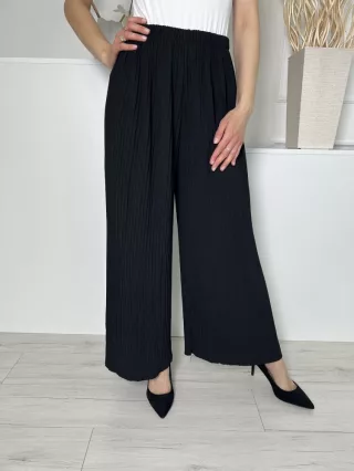    (M) Fekete Anyagában Csíkos, Gumisderekú Bőszárú Nadrág