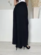  (M) Fekete Anyagában Csíkos, Gumisderekú Bőszárú Nadrág