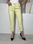 Bianca (M) Sárga Elől Gombos, Zsebes Övtartós, Szűkített Szárú Nadrág