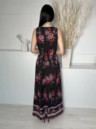 Parisian (M) Fekete Piros Virágos, Mellnél Átlapolt Gumisderekú Ruha