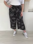 Nutmeg (XL) Fekete Apró Virágos, Derékban Összehúzható Megkötős, Bőszárú Nadrág