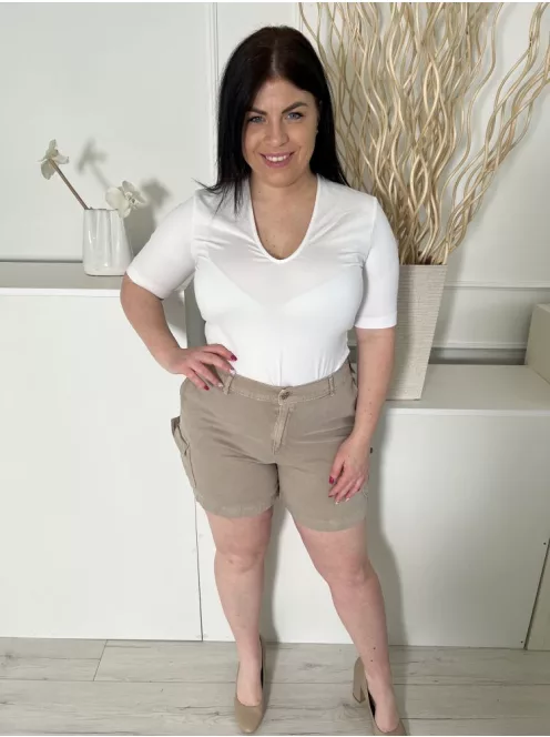 F&F (L) Világos Barna Elől Gombos, Zsebes Övtartós Rövidnadrág