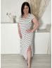    (L) Fehér Szürke Csíkos, Oldalt Sliccelt Hátul Darázsolt, Kerek Nyakú Ruha