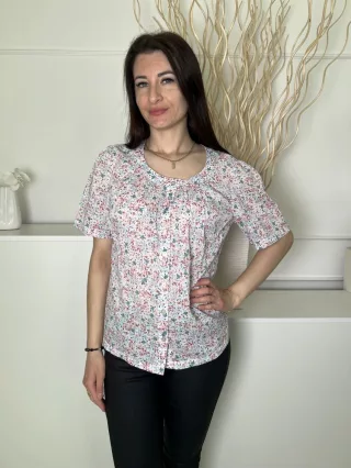   M&Co (S) Fehér Apró Színes Mintás, Elől Végig Gombos Kerek Nyakú, 100% Pamut Felső