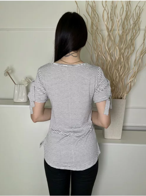 Papaya (M) Fehér Fekete Csíkos, Csónak Nyakú Ujján Megkötős, Rugalmas Anyagú Felső